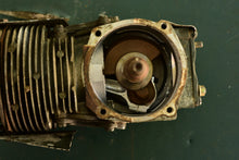Charger l'image dans la galerie, 7.5 9.8 hp Gamefisher Cylinder block assembly FC525010 - SHORT BLOCK NLA, Mercury Force
