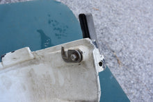 Load image into Gallery viewer, 115 90 hp Johnson Ocean Pro  side covers 433338 433339 90-175 hp, may be 65 80 88 90 100 hp compatible, two stroke
