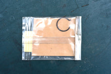 Cargar imagen en el visor de la galería, 60 70 75 80 90 hp Yamaha piston pin clip 688-11634-10-00, crank &amp; piston
