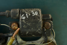 Cargar imagen en el visor de la galería, 90 hp Yamaha ignition coils, bracket plate, regulator-rectifier, relay, heat sensor, 90ETLF, 75 85 hp compatibility
