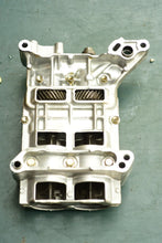 Cargar imagen en el visor de la galería, BF 135 150 hp Honda 13400-ZY6-010 BALANCER HOLDER Case, four stroke, motor # 1301165
