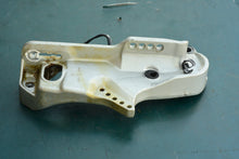 Charger l'image dans la galerie, BF 40 45 50 hp Honda 50301-ZV5-020ZA BRACKET, R, 50311-ZV5-010ZA BRACKET, L four stroke
