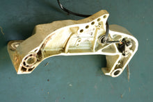 Charger l'image dans la galerie, BF 40 45 50 hp Honda 50301-ZV5-020ZA BRACKET, R, 50311-ZV5-010ZA BRACKET, L four stroke
