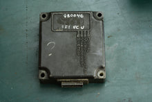 Load image into Gallery viewer, 250 hp Mercury 8300468 EFI ECU Engine Control Unit 830046 8, 3 Liter,  112100-3120
