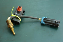 Cargar imagen en el visor de la galería, 30 40 50 60 hp Mercury map sensor 854445 16212460 - 8M0148668 TEMPERATURE SENSOR four stroke EFI
