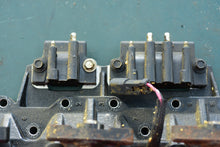 Charger l'image dans la galerie, 200 hp Ficht Evinrude 5004931 CYLINDER HEAD, Port, 225, 250, thermostat cap 344771 3 Liter, ignition coils 583740 586333

