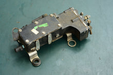 Cargar imagen en el visor de la galería, 150 175 hp Johnson Evinrude Fuel Reservoir 0438934 438934 97-98
