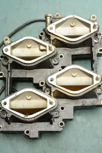 Charger l'image dans la galerie, 150 175 hp OMC Evinrude Johnson Outboard V6 Looper Intake Manifold &amp; Reeds 343902 two stroke

