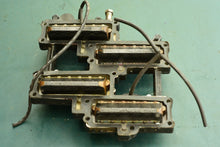Charger l'image dans la galerie, 150 175 hp OMC Evinrude Johnson Outboard V6 Looper Intake Manifold &amp; Reeds 343902 two stroke
