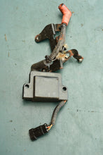 Load image into Gallery viewer, 50 hp Evinrude e-tec Ignition Coil 586980
