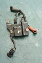 Load image into Gallery viewer, 50 hp Evinrude e-tec Ignition Coil 586980
