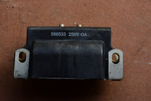 Load image into Gallery viewer, 200 225 250 hpJohnson Evinrude 0586533 586533 Ignition Coil, two stroke
