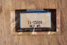 Charger l'image dans la galerie, 40 45 50 60 70 hp Mercury  11-55910 gear housing nut, 11192 GLM, 98-264-37
