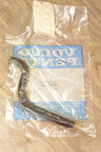 Charger l'image dans la galerie, Volvo Penta 3858840 intake exhaust check valve hose 5.0 5.7 liter
