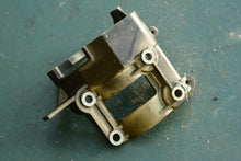 Charger l'image dans la galerie, 40 50 hp Tohatsu Nissan 3T5B051010 BRACKET, STARTER MOTOR two stroke TLDI
