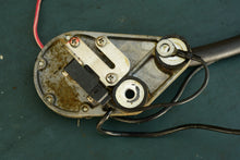 Cargar imagen en el visor de la galería, 115 120 140 hp Tohatsu Nissan Tohatsu 3C7761800 PRESSURE SWITCH two stroke carb
