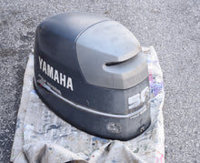 Cargar imagen en el visor de la galería, F 50 40 hp Yamaha engine cover 64J-42610-00-4D TOP COWLING ASSY four stroke 4 cylinder
