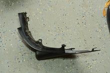 Cargar imagen en el visor de la galería, 275 225 250 hp Mercury Verado 885357T 885357T02 Air INTAKE Front Cowl - Starboard NLA four stroke 6 Cylinder outboard
