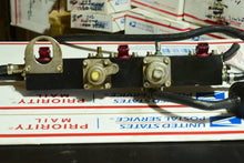 Load image into Gallery viewer, 115 90 75 hp Mercury Optimax 880037T03 FUEL RAIL ASSEMBLY DFI, 804528 Fuel INJECTOR (3) DFI Two Stroke (Copy)
