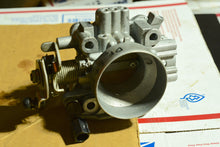 Load image into Gallery viewer, DF 60 70 hp Suzuki Throttle Body 13300-99e01 Four Stroke outboard motors
