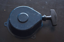 Charger l'image dans la galerie, 2.3 - 3 - 3.3 - 4 HP Tohatsu Nissan RECOIL 312050000 pull start Four Stroke
