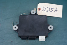 Load image into Gallery viewer, BF 225 HP Honda ECU Control Unit 225a 34750-zy3-ao1 Four Stroke 2007-up
