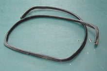 Cargar imagen en el visor de la galería, DT 115 140 Suzuki Cowling Gasket - Two Stroke EFI
