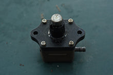 Charger l'image dans la galerie, BF 25 HP Honda 16700-ZW1-004 Fuel Pump Assy four stroke 25-90 hp compatible outboards
