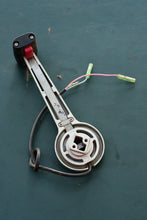 Cargar imagen en el visor de la galería, Suzuki side mount control handle w good trim switch 1970s-80s
