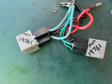 Charger l'image dans la galerie, Mercury 19761 power of trim RELAY Electrical Two Stroke
