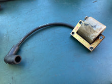 Charger l'image dans la galerie, 35 30 25 hp Mercury F510475 510475 COIL ignition components Two Stroke 1977-87
