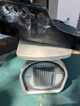 Charger l'image dans la galerie, 40 hp Mercury Efi BRACKET Transom Port 822866T04 3418-822866-002 Four Stroke EFI 30 35 50 60 hp
