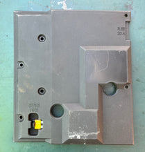 Load image into Gallery viewer, 40 30 hp Mercury 187581 BOX Electrical cdi switchbox Two Stroke 4 cylinder
