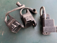 Load image into Gallery viewer, 90 hp Mercury 827509A10 827509A08 CDM MODULE ignition coil OEM 80 75 65 55 50 45 40 100 115 120 125 hp Two Stroke
