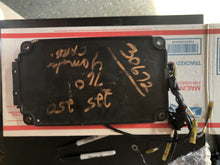 Cargar imagen en el visor de la galería, 225 250 hp Yamaha CDI CONTROL UNIT 61A-01 61A-85540-01-00 f8t30672 30672 two stroke 76 degree carbureted motors
