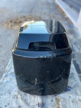 Charger l'image dans la galerie, 90 75 hp Mercury top cowl 822361A15 engine cover, two stroke
