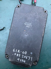 Charger l'image dans la galerie, 250 hp Yamaha cdi 61a-00 61a-85540-00-00, f8t30671 76 degree carbureted motors TWO STROKE
