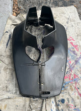 Charger l'image dans la galerie, 200 225 hp Johnson 344806 0344806 LOWER COVER Port 0439773 439773 LOWER &amp; SEAL Stbd Evinrude Two Stroke Venom Gray
