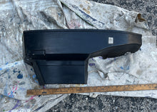 Charger l'image dans la galerie, 200 150 135 hp Mercury 9744a16 bottom cowl lower side cover port 9745a5 strbd Two Stroke 2.4 2.5 liter 1987-89
