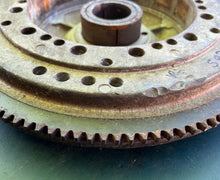Load image into Gallery viewer, 120 125 130 140 hp Johnson Evinrude Flywheel 0583428 583428 583372 V4 looper outboard some compatibility 1985-1998
