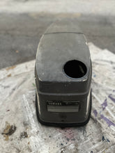 Cargar imagen en el visor de la galería, 40 HP Yamaha top cowl 6H4-42610-U1-EK 6H4-42610 - 1989 - 1994 Old style engine cover, two stroke 50 HP
