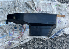 Charger l'image dans la galerie, 200 150 135 hp Mercury 9744a16 bottom cowl lower side cover port 9745a5 strbd Two Stroke 2.4 2.5 liter 1987-89
