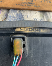 Cargar imagen en el visor de la galería, 115 100 90 75 hp Mercury 858743a2 100-858743 strbd 100-878857 878857a1 port Side Covers Lower Cowl Four Stroke 1999 - 2005
