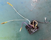 Cargar imagen en el visor de la galería, 40 hp Mercury 14857 14857A10 MODULE ASSEMBLY Oil Warning Two Stroke
